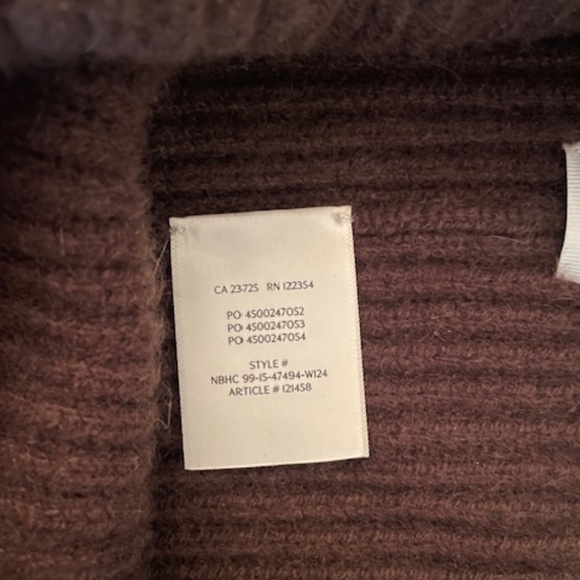 Aritzia Rich Brown Mocha Cashmere Neck Warmer - Picture 3 of 7